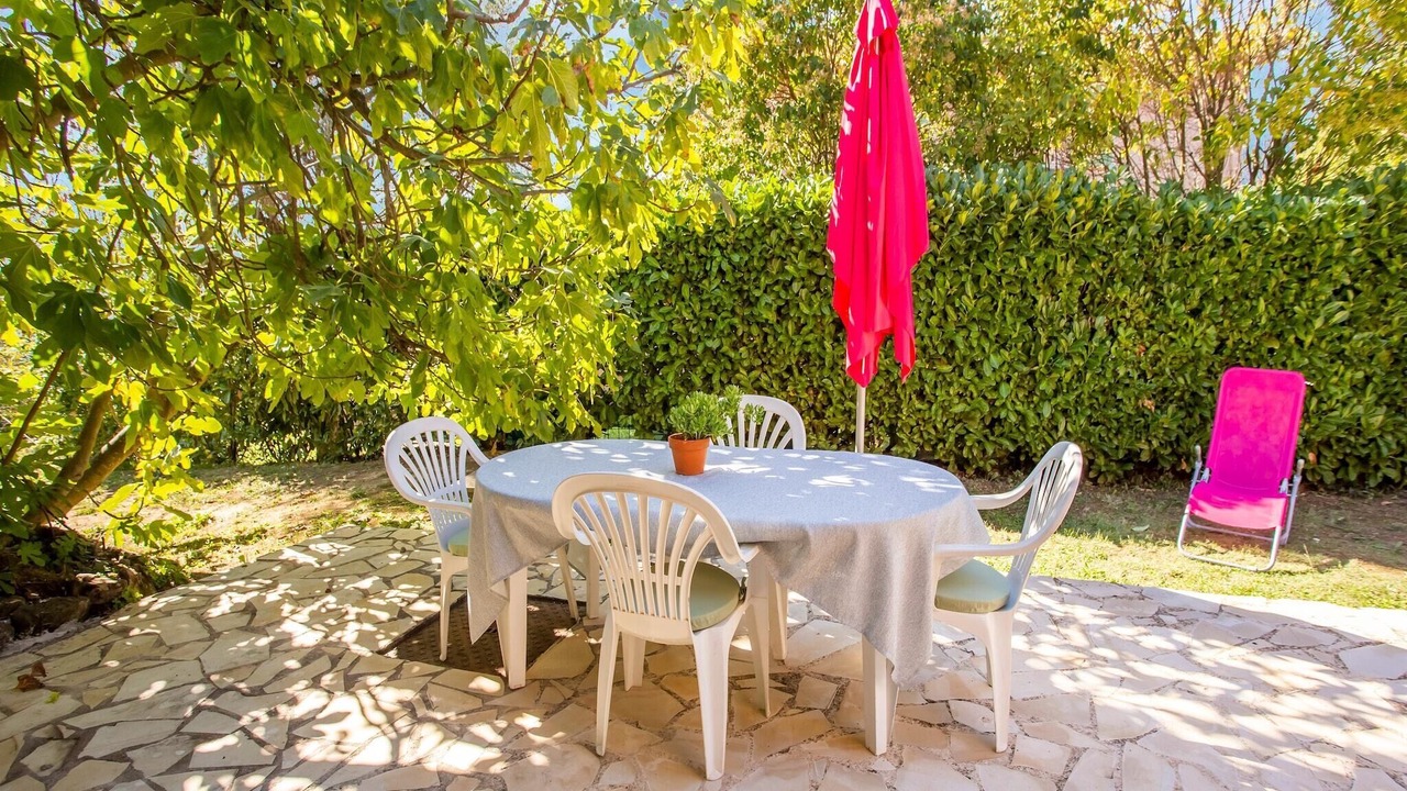 Photo of Patio Balcony in Berre-des-Alpes