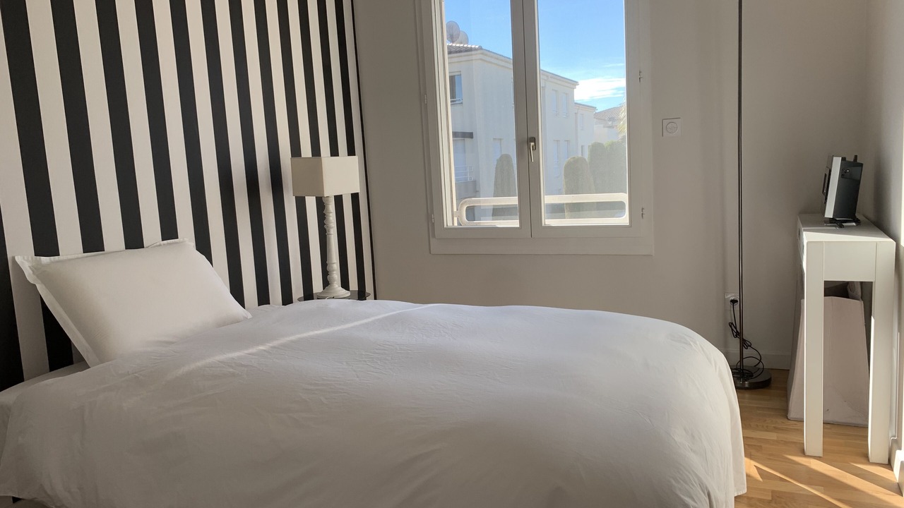 Photo of Bedroom in Plaine de la Brague