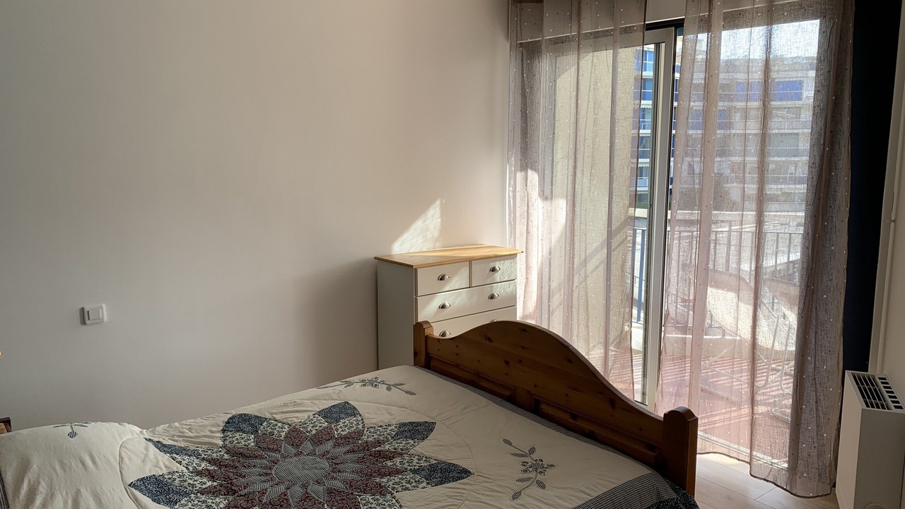 Photo of Bedroom in Mandelieu-La-Napoule
