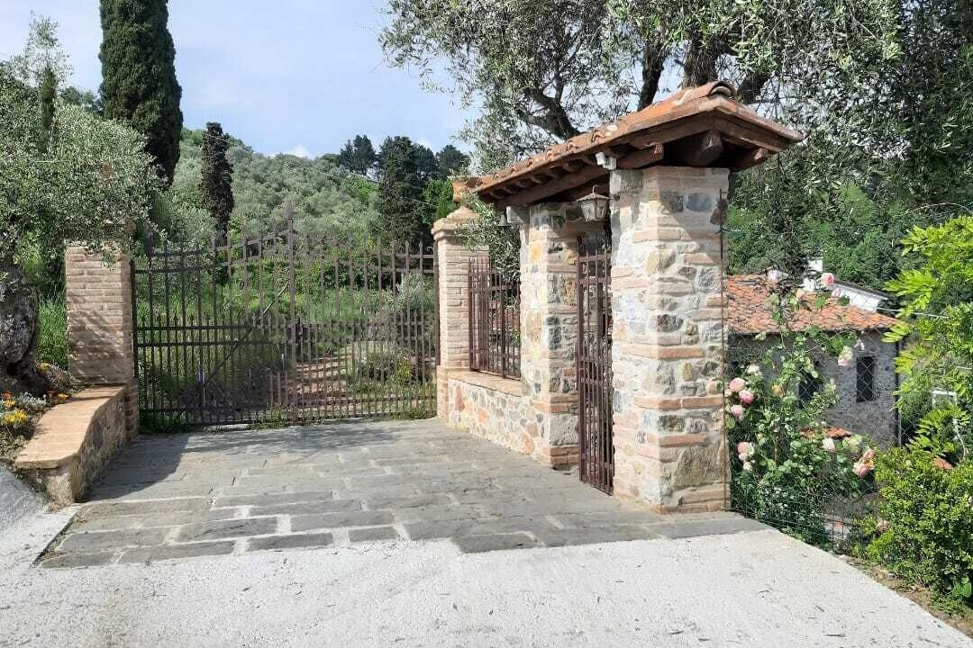 Photo of Outdoor in Corsanico