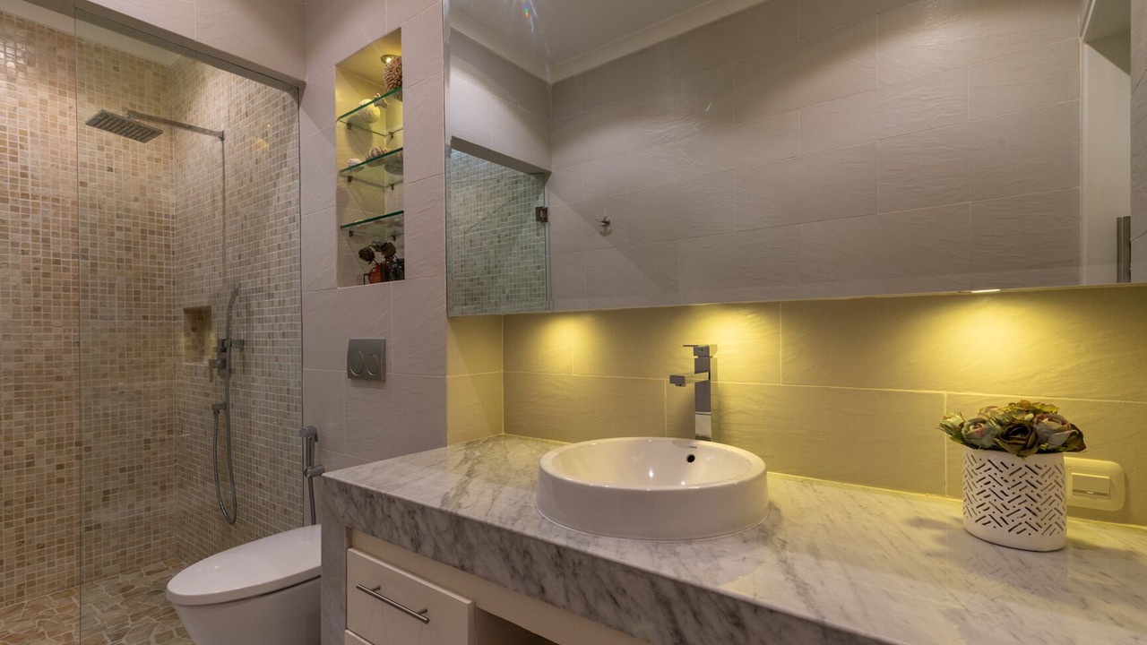 Photo of Bathroom in Kalibukbuk