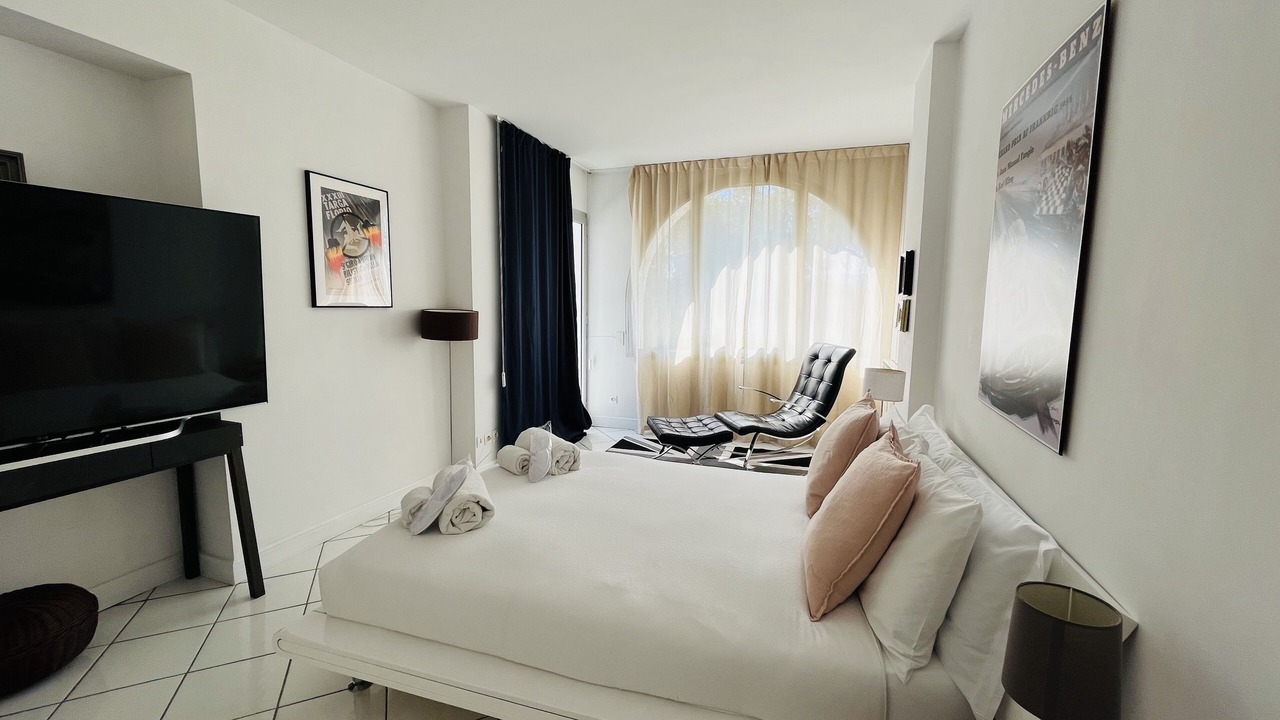 Photo of Bedroom in Cap-d'Antibes