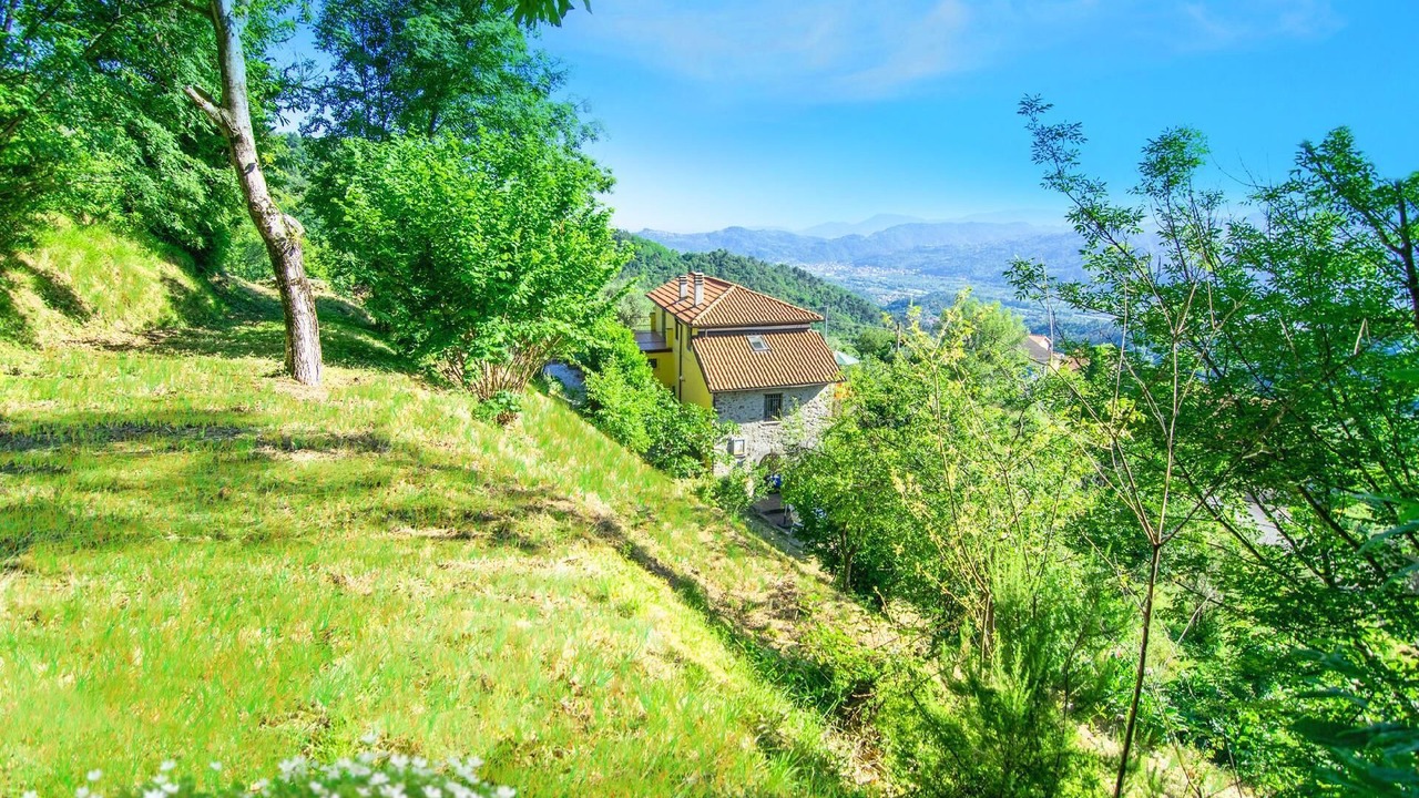 Photo of Others in Podenzana