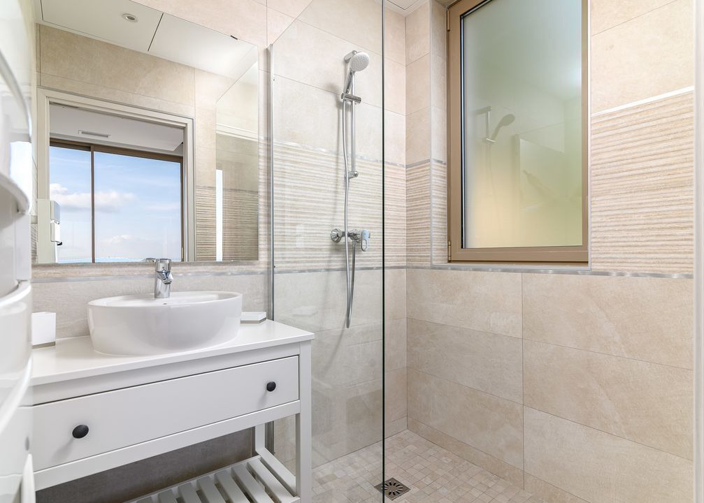 Photo of Bathroom in Golfe Juan