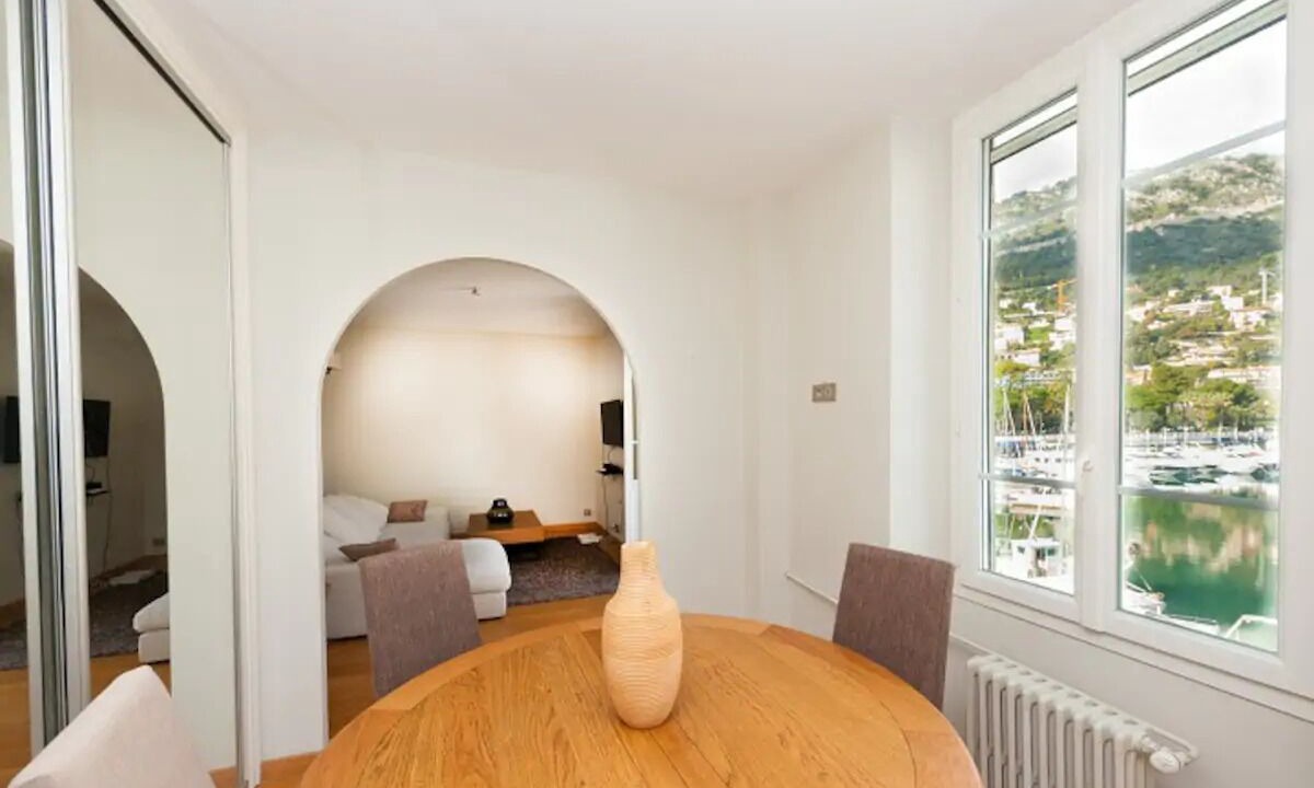 Photo of Bedroom in Beaulieu-sur-Mer