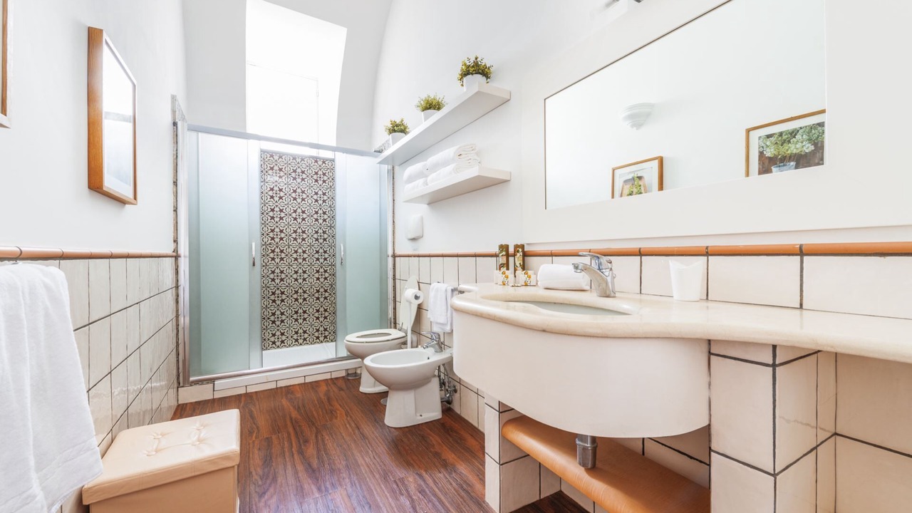 Photo of Bathroom in Sorrento City Centre