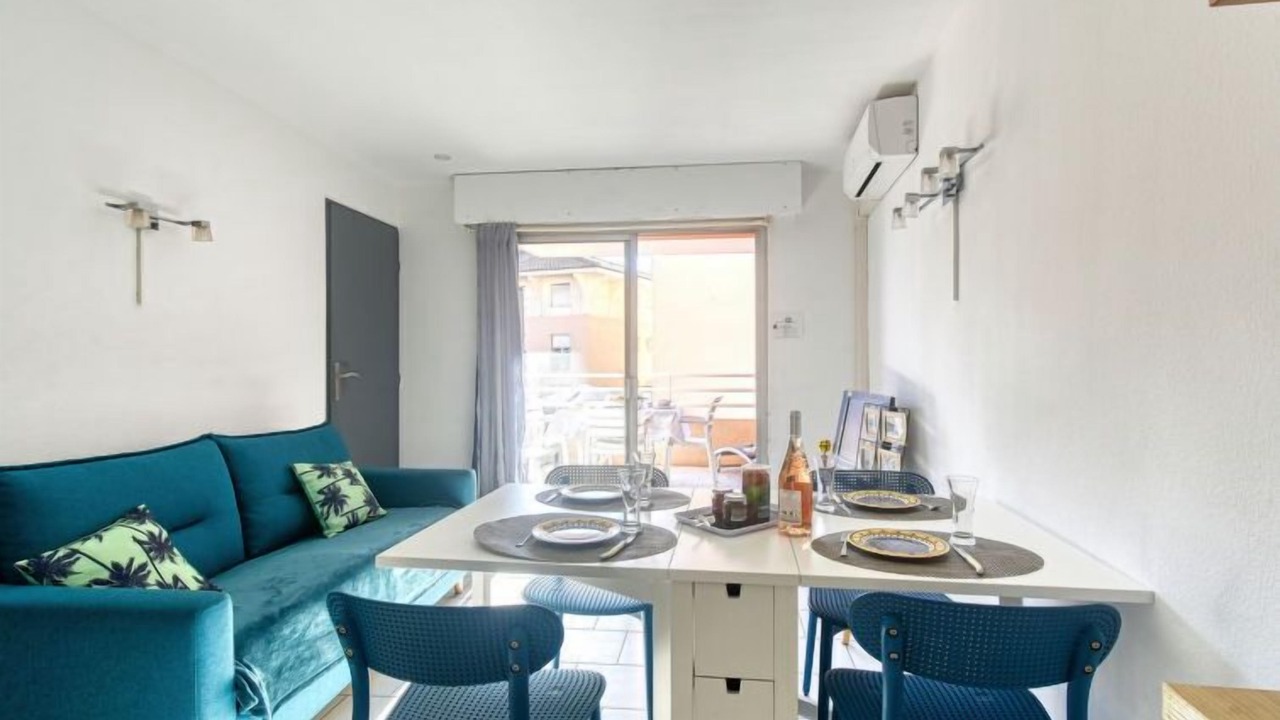 Photo of Bedroom in Frejus Plage