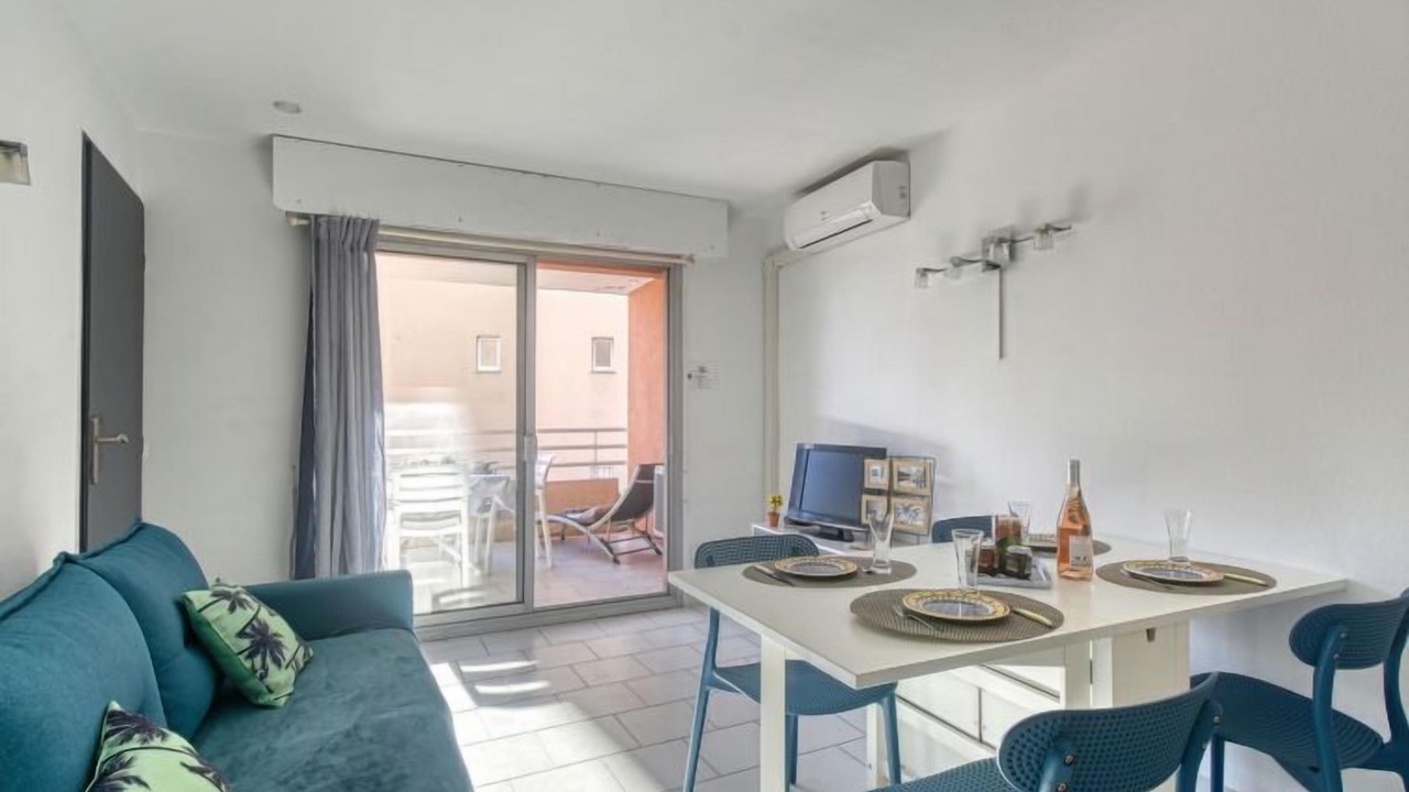 Photo of Livingroom in Frejus Plage