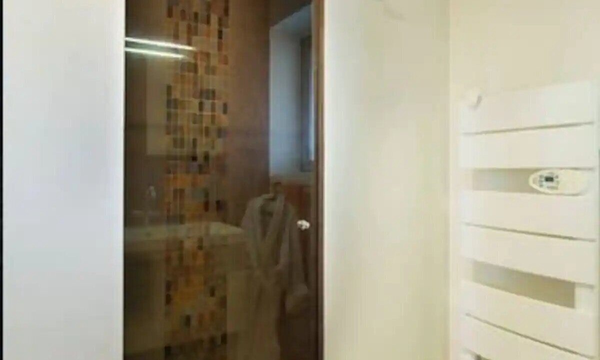 Photo of Bathroom in Villeneuve Loubet Beach