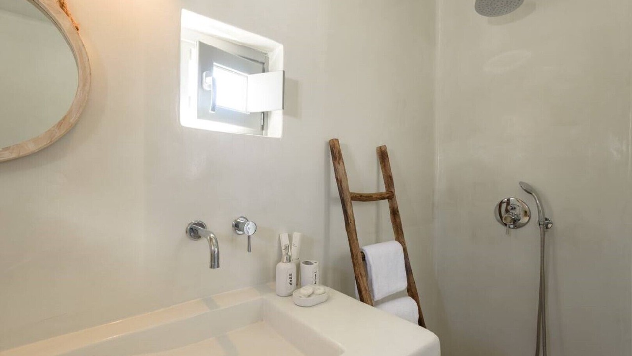Photo of Bathroom in Pyrgos