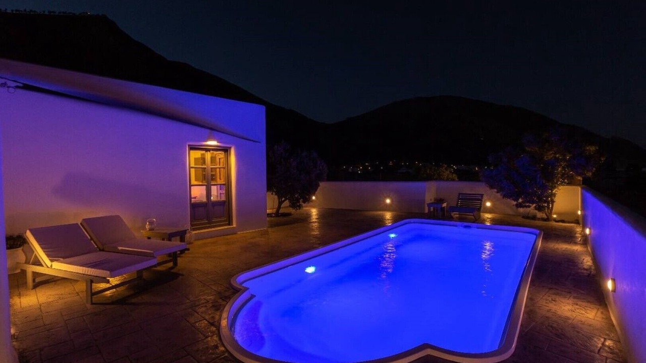 Photo of Outdoor in Perissa