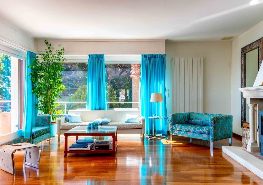 Photo of Livingroom in Espero-Pax