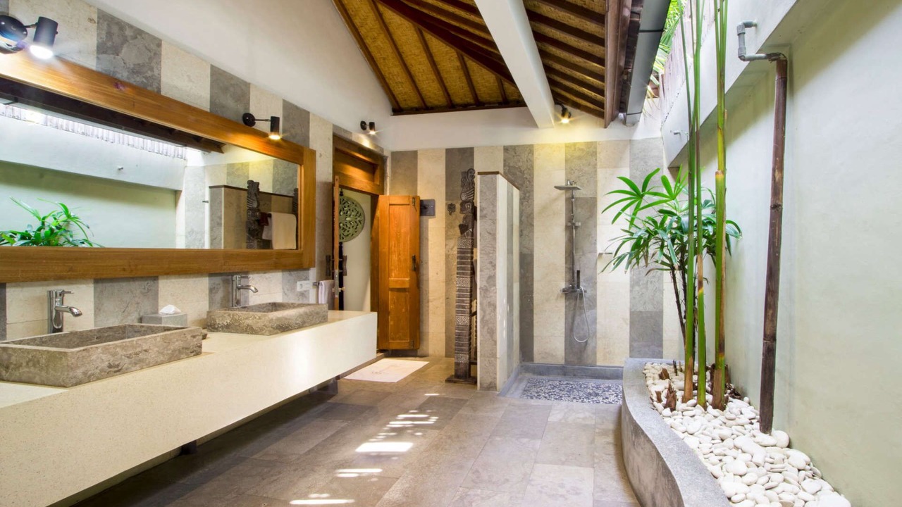 Photo of Bathroom in Drupadi