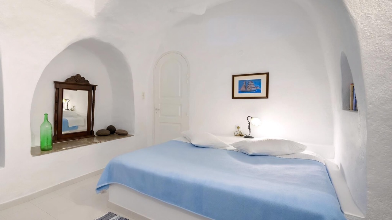Photo of Others in Oia