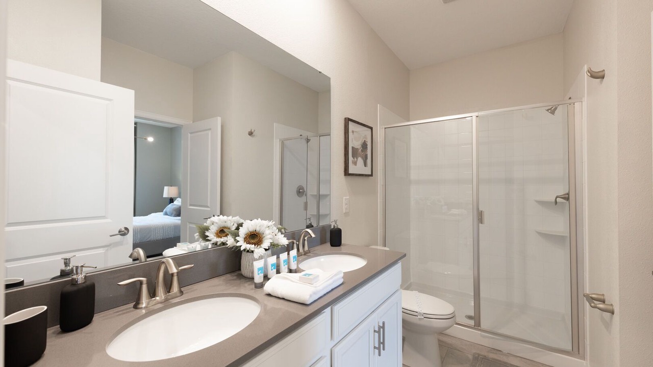 Photo of Bathroom in Four Corners