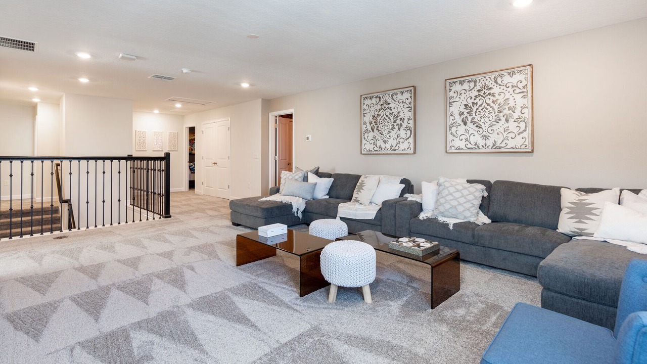 Photo of Livingroom in Four Corners