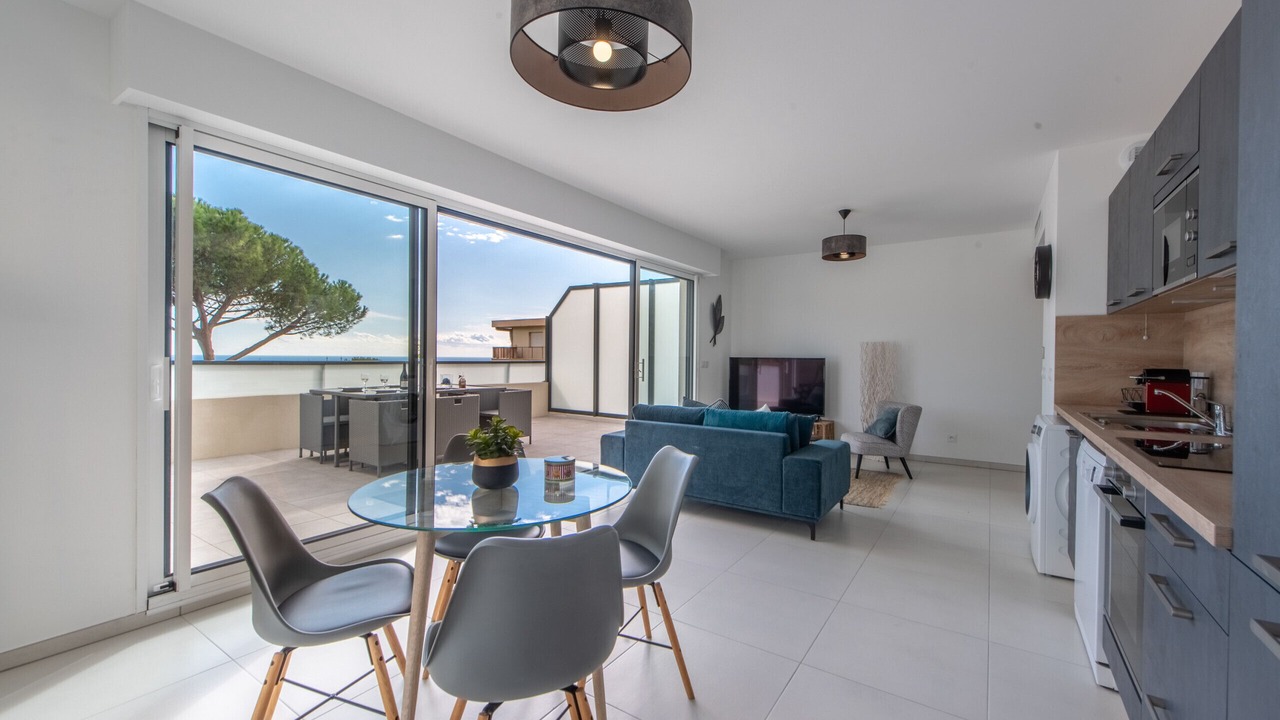 Photo of Livingroom in Nice