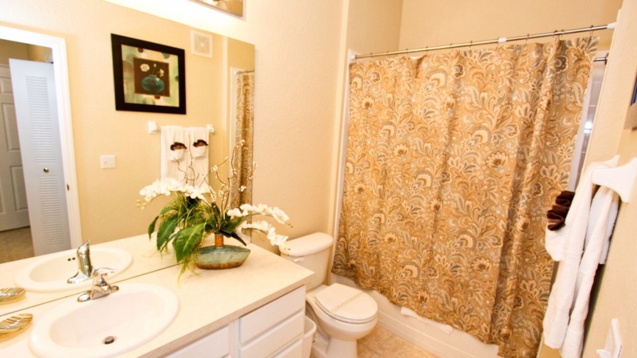 Photo of Bathroom in Windsor Hills