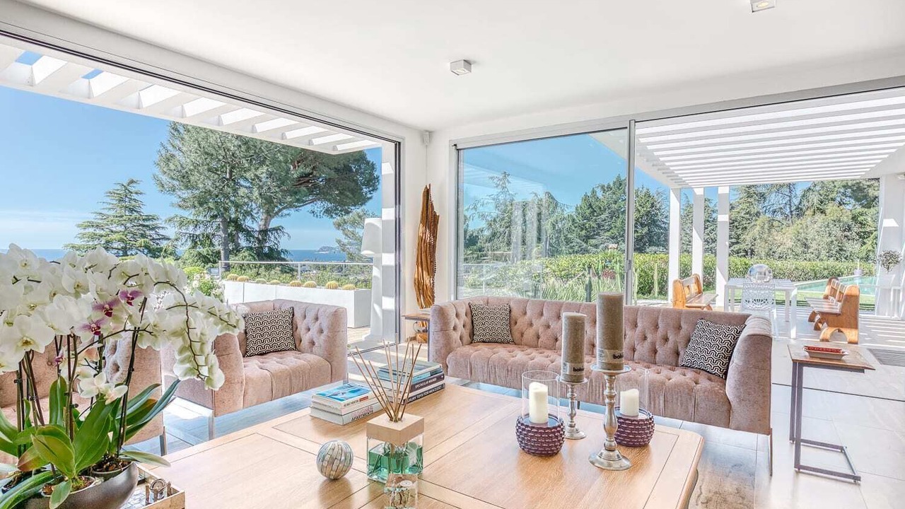 Photo of Livingroom in La Croix des Gardes