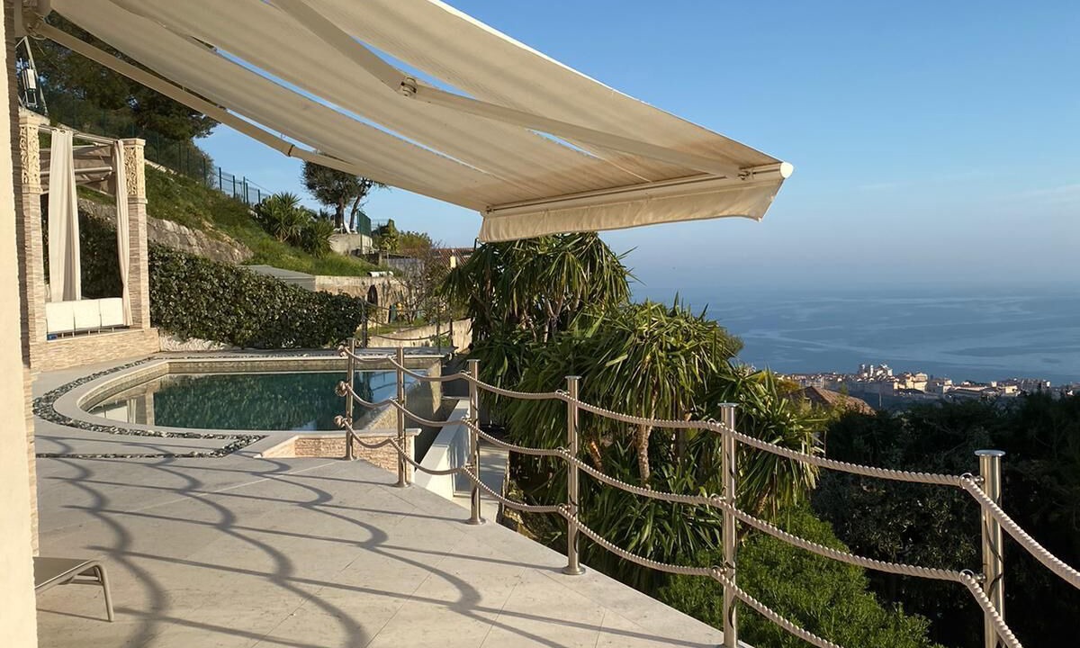 Photo of Outdoor in Beausoleil