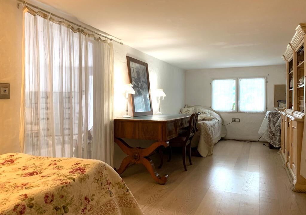 Photo of Bedroom in Beausoleil