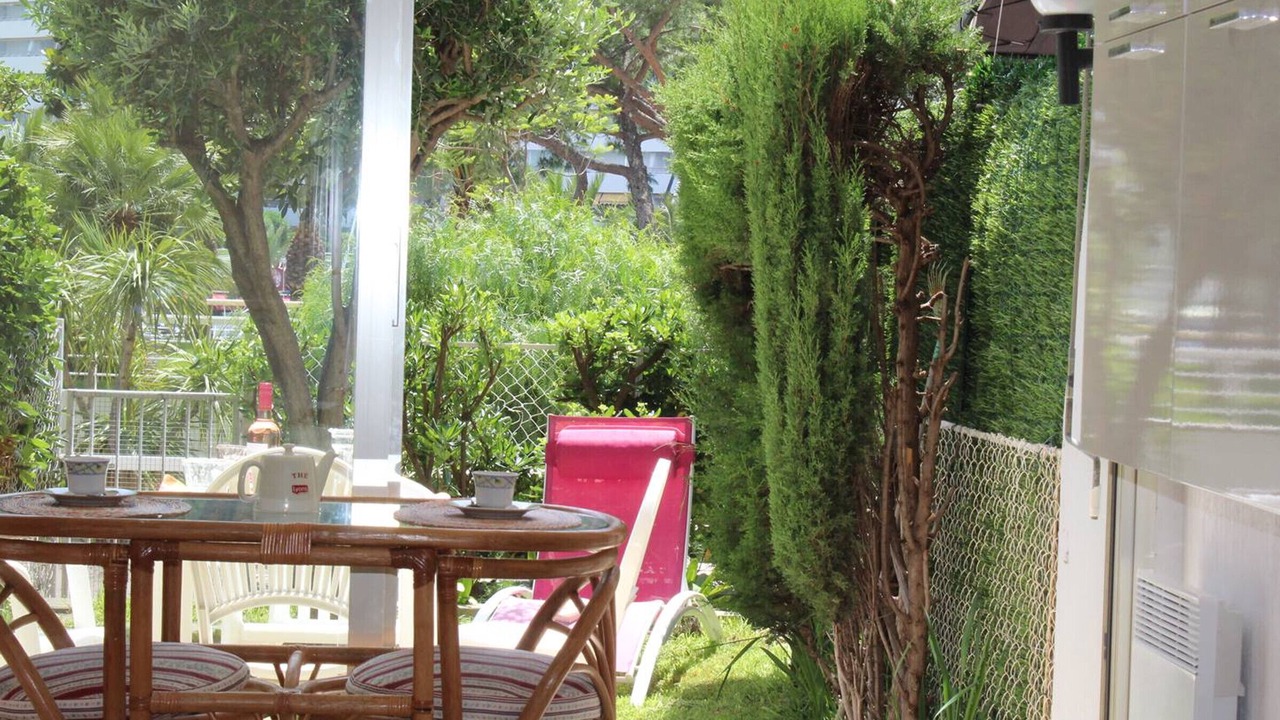 Photo of Outdoor in Villeneuve Loubet Beach