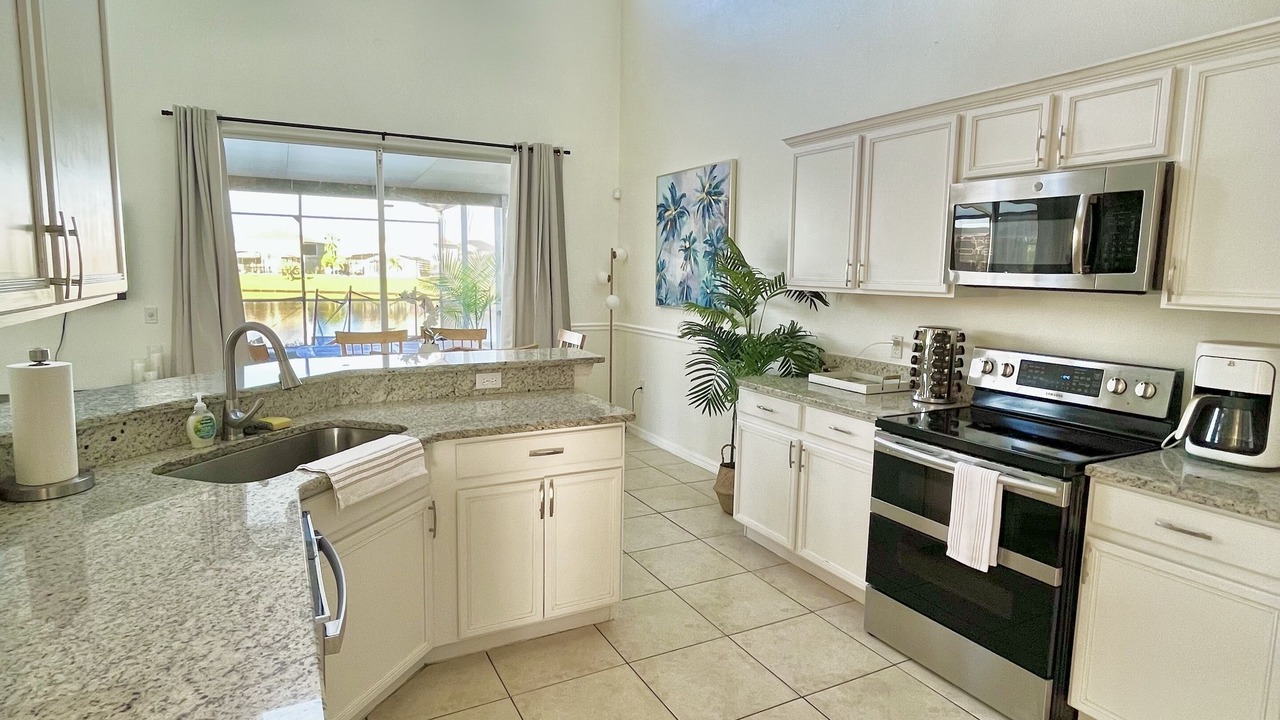 Photo of Kitchen in Crescent Lakes