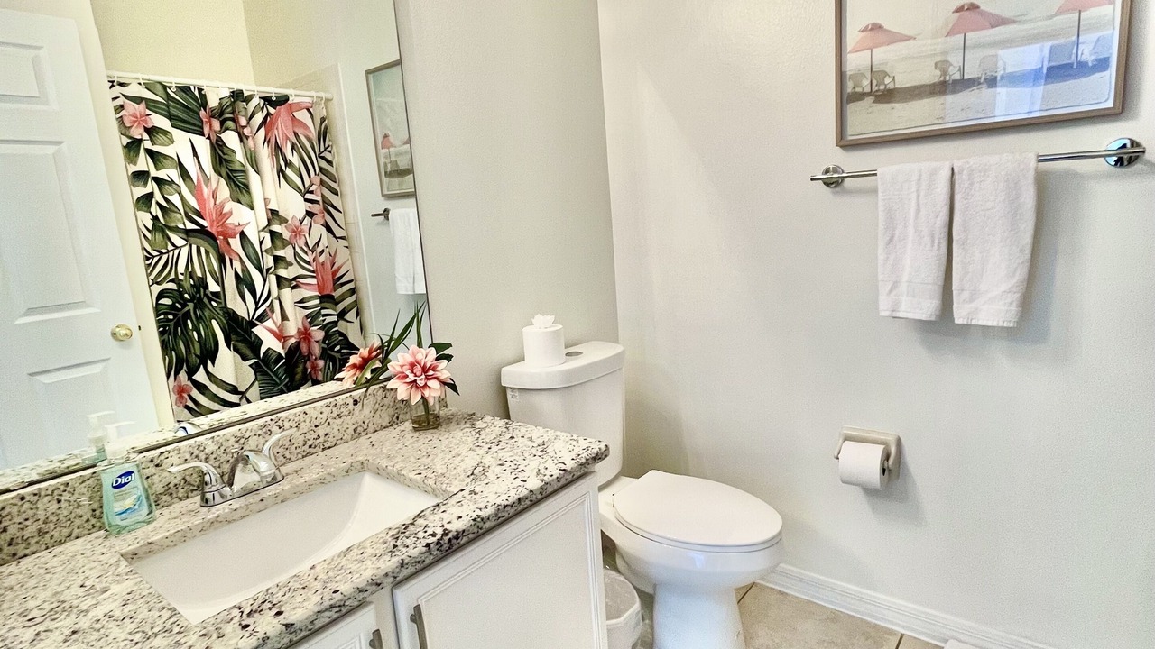 Photo of Bathroom in Crescent Lakes