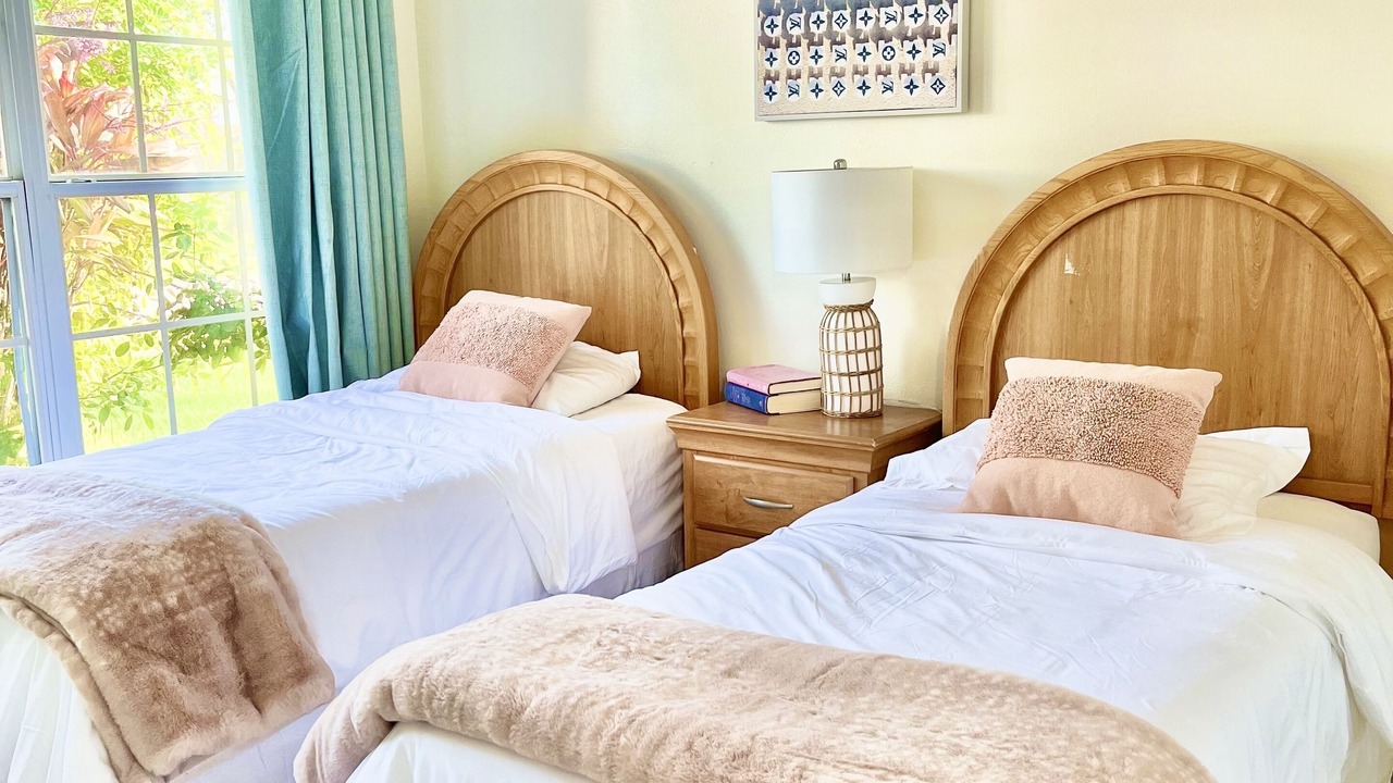 Photo of Bedroom in Crescent Lakes