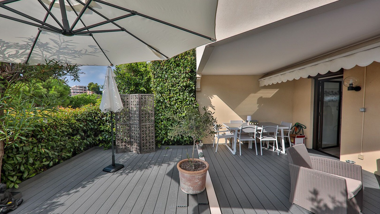 Photo of Outdoor in Fabron