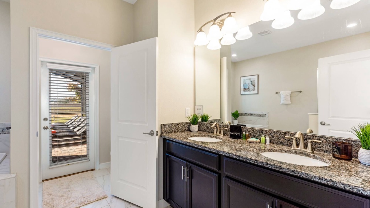 Photo of Bathroom in Davenport