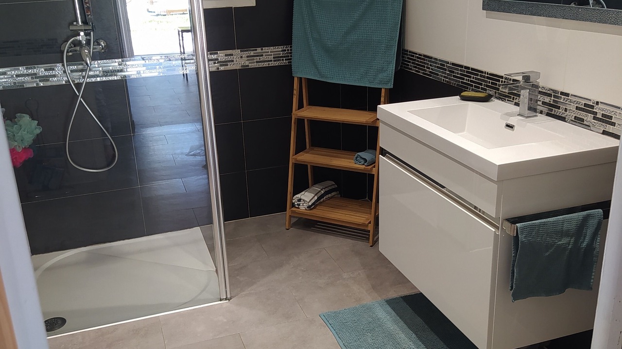 Photo of Bathroom in Colomars