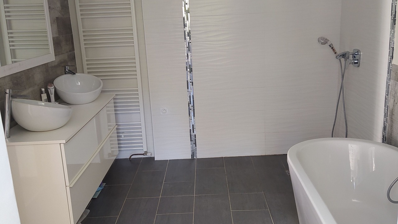 Photo of Bathroom in Colomars
