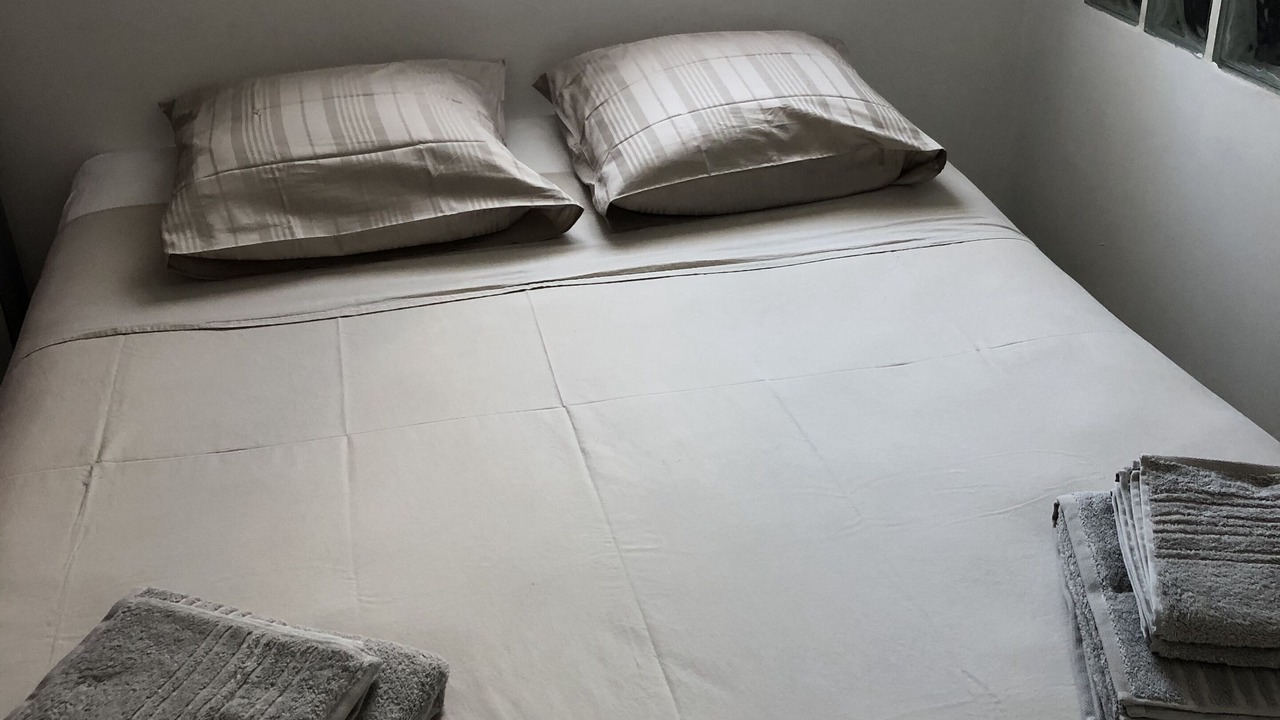 Photo of Bedroom in Prado - Republique