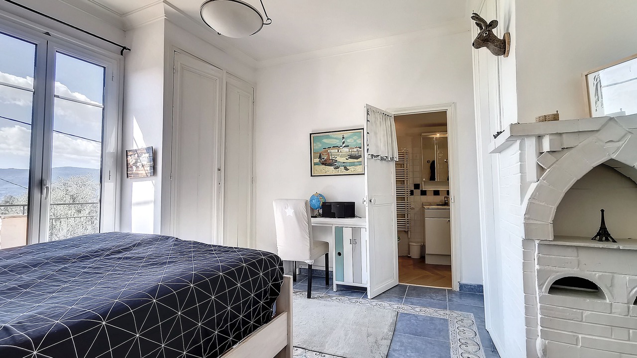 Photo of Bedroom in Aspremont