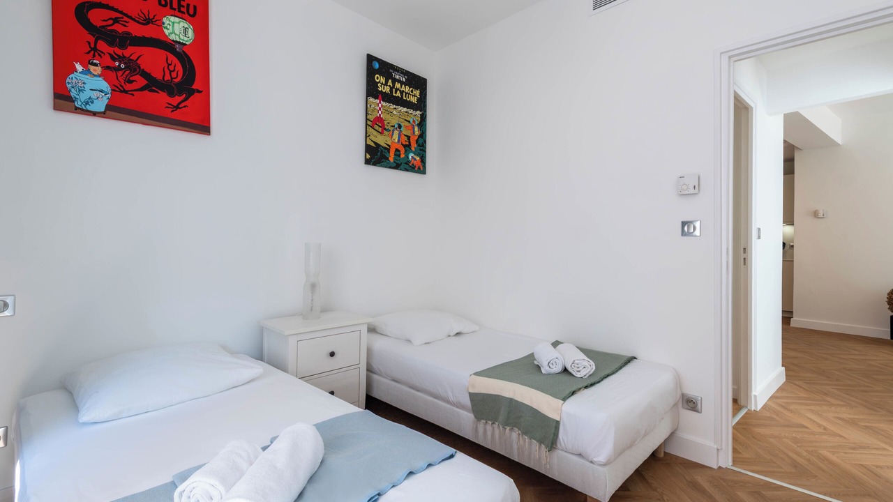 Photo of Bedroom in Cannes City Centre