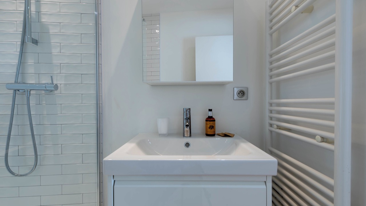 Photo of Bathroom in Cannes City Centre