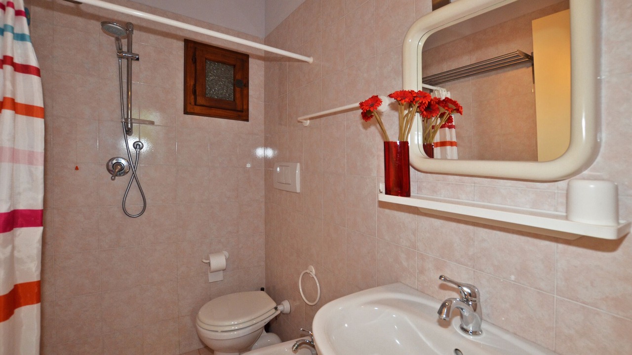 Photo of Bathroom in Strettoia