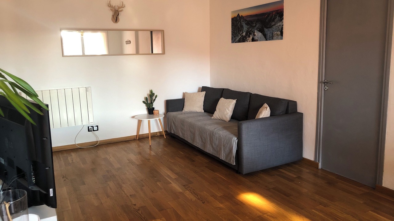 Photo of Livingroom in Saint Pierre de Feric