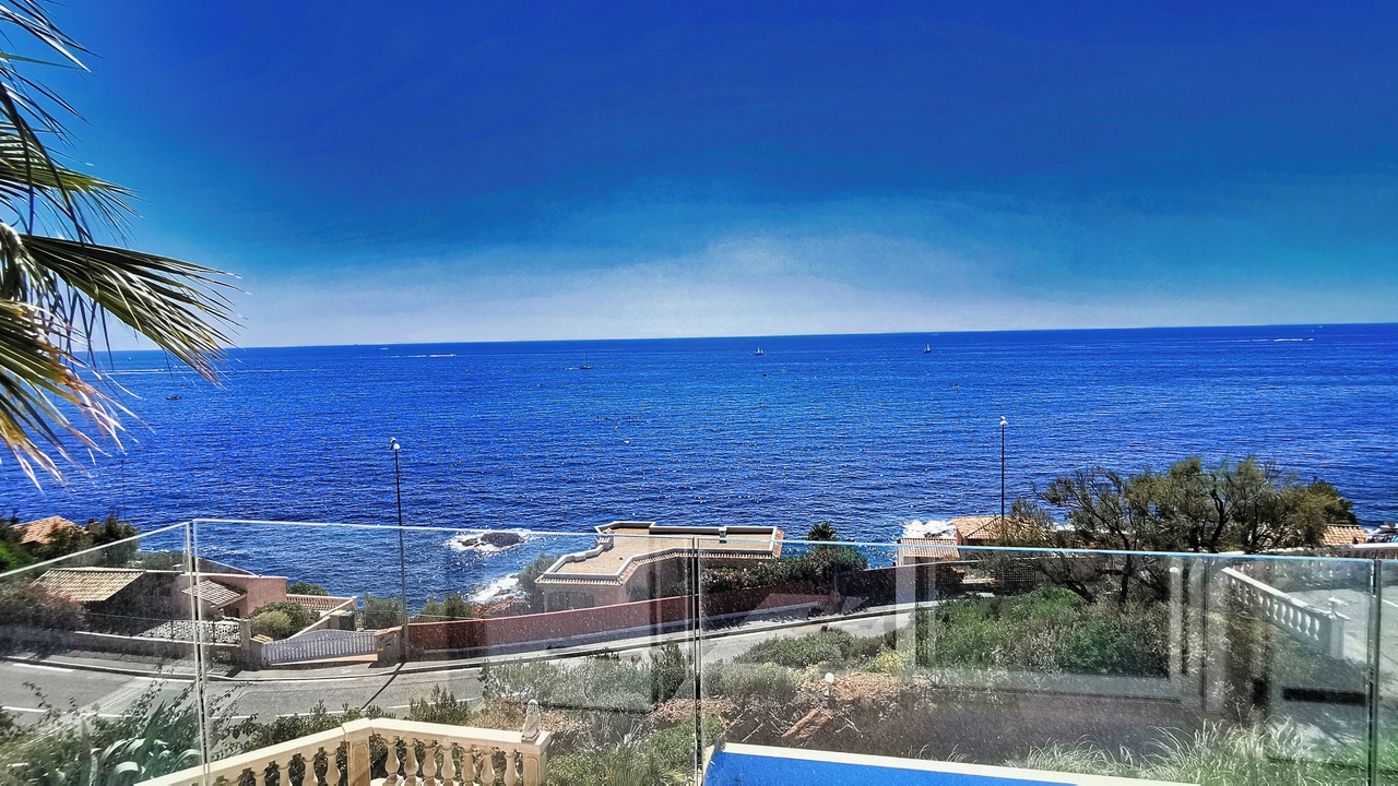Photo of Outdoor in Antheor