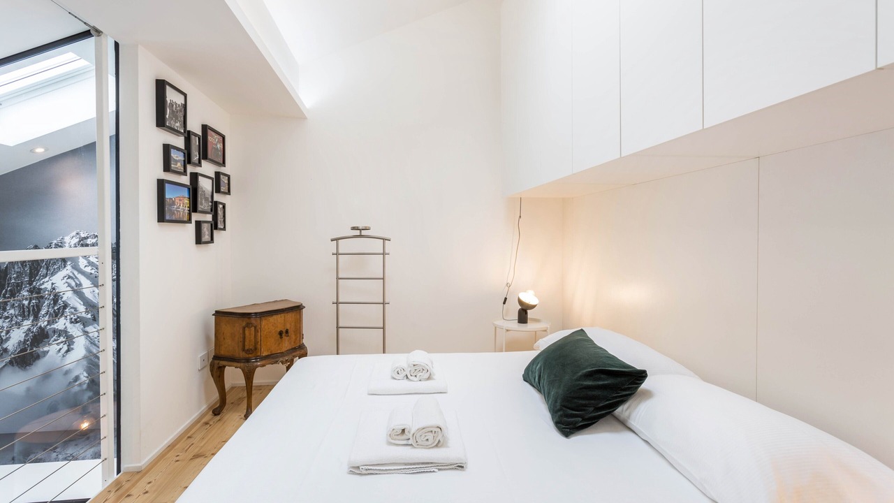 Photo of Bedroom in Lecco