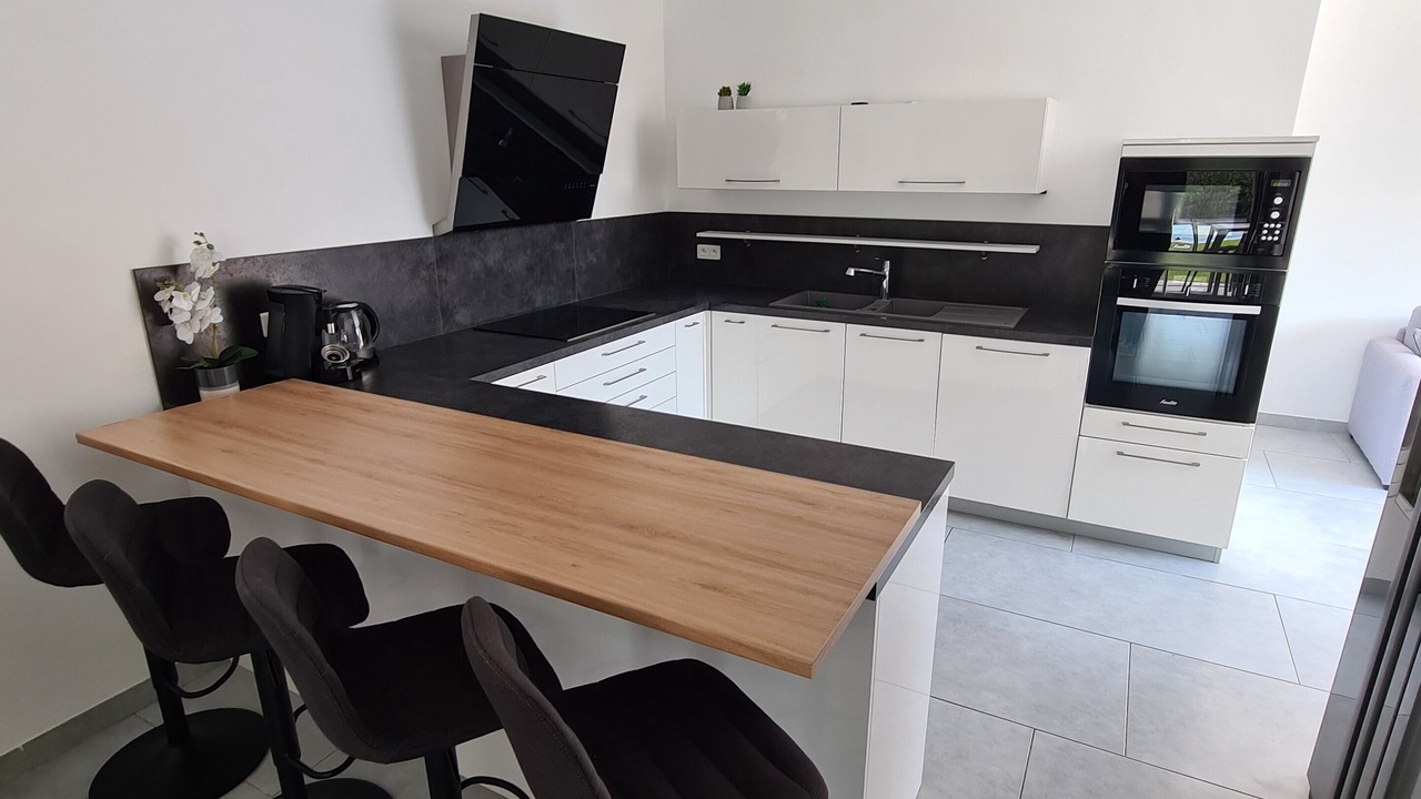 Photo of Kitchen in Plage de la Garonnette