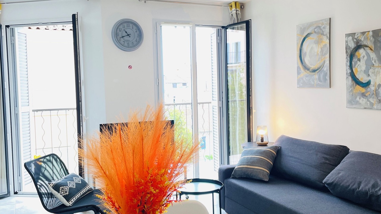 Photo of Livingroom in Antibes Old Town