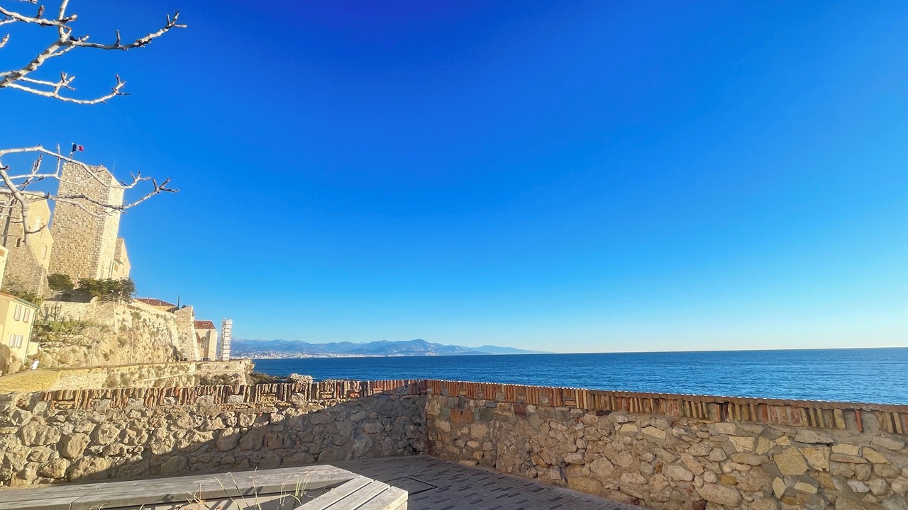 Photo of Patio Balcony in Antibes Old Town