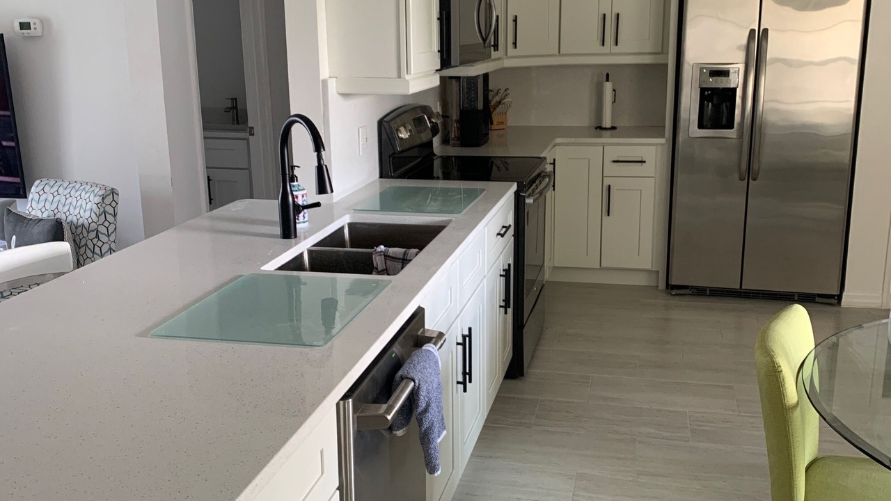 Photo of Kitchen in Crescent Lakes