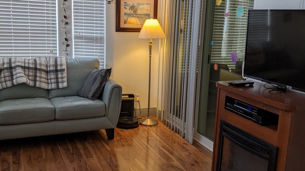 Photo of Livingroom in Four Corners