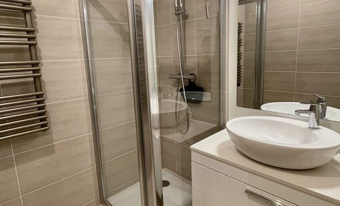 Photo of Bathroom in Prado - Republique