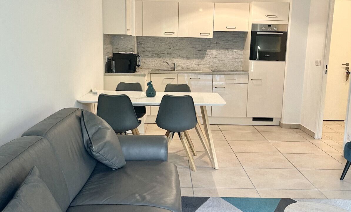 Photo of Livingroom in Prado - Republique