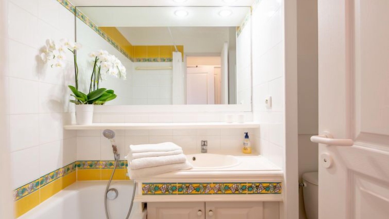 Photo of Bathroom in Les Issambres