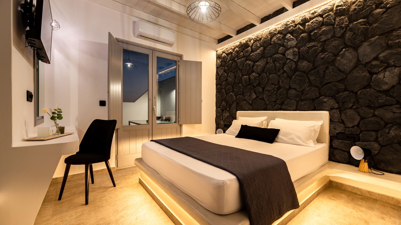 Photo of Bedroom in Perissa
